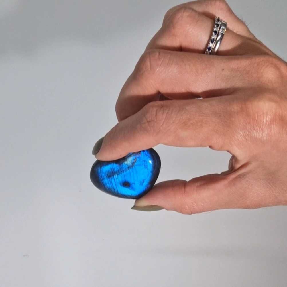 Labradorit-hjerter 30–40 mm - Madagaskar