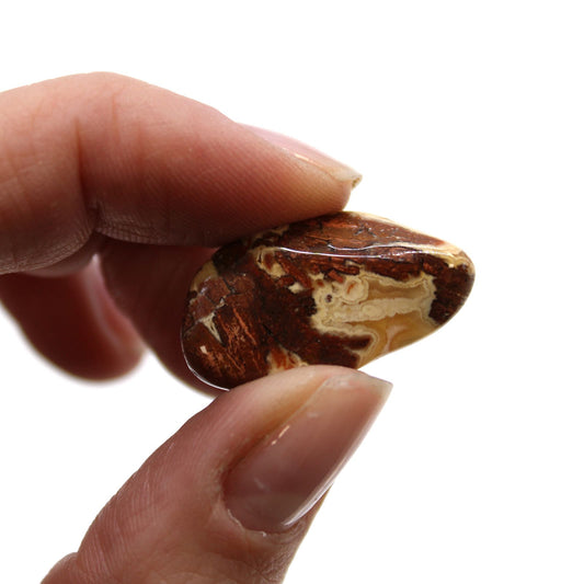 Pose med 24 små afrikanske tromlesten – Lys brecciejaspis